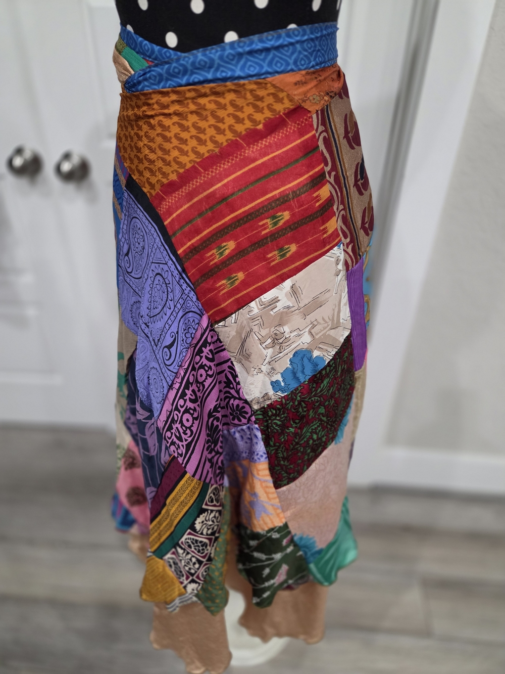 Vintage Bohemian Multi-Panel Patchwork Reversible Maxi Skirt -  Mixed Print - Picture 4 of 11
